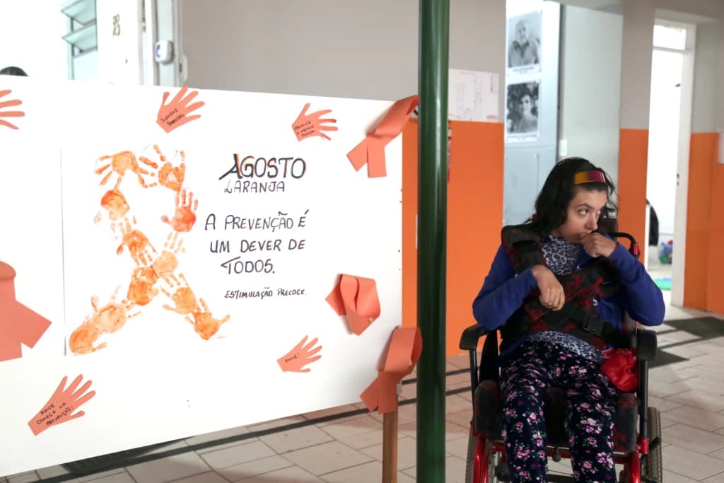 Agosto Laranja é tema de ações da APAE de Tijucas