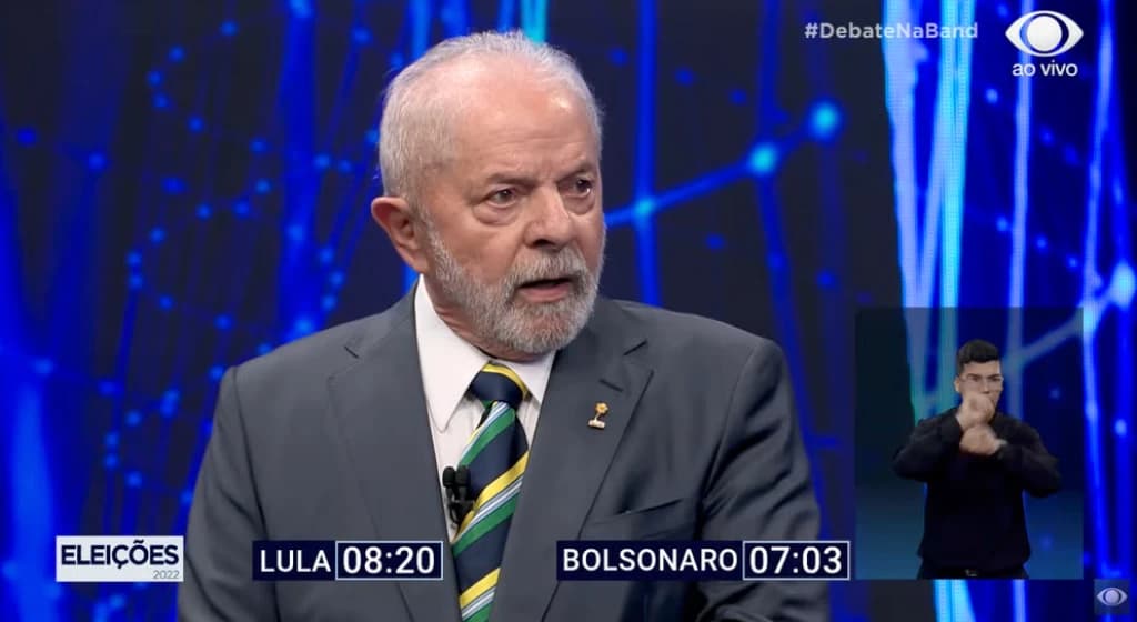 Lula mente ao afirmar que Brasil foi o país com mais mortes por Covid