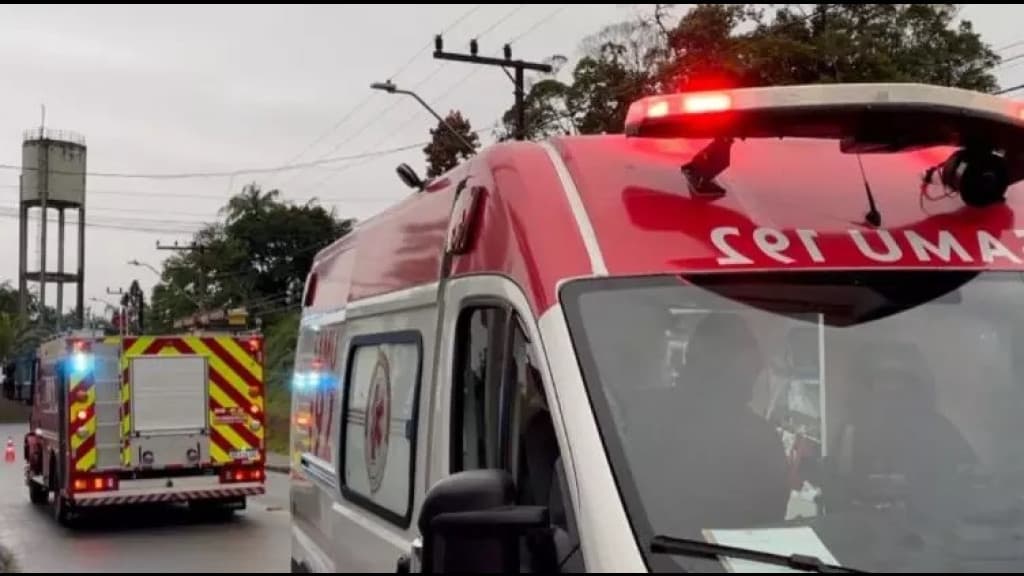 Criança de 11 anos é atropelada no caminho da escola
