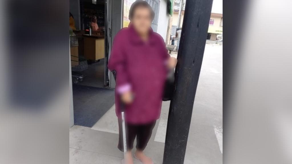 Filho abandona mãe idosa em estacionamento de hortifruti