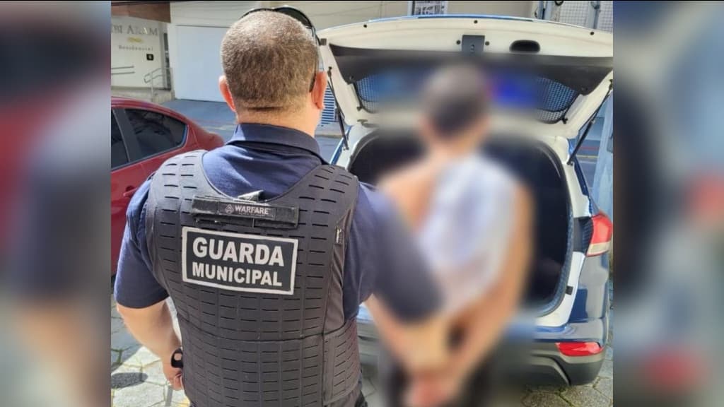 “Filho” sob efeito de drogas espanca mãe na véspera de Natal em Porto Belo