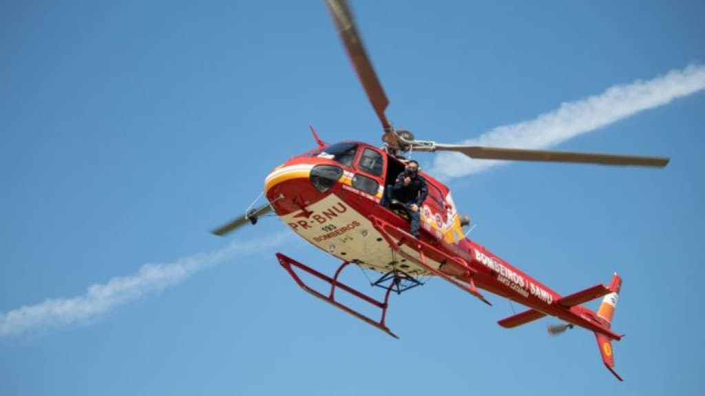 Homem tem perna cortada por maquita durante trabalho, em Itapema