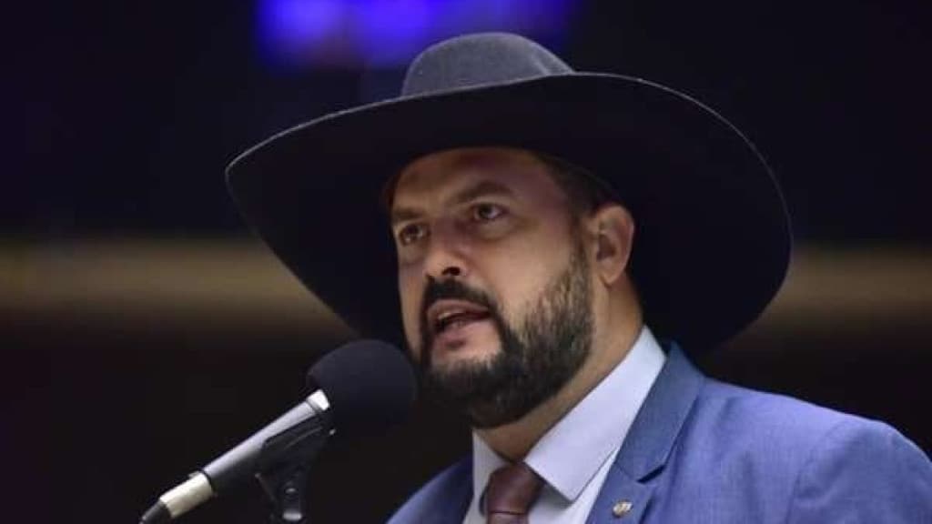 URGENTE: Juiz decreta prisão do Deputado Federal Zé Trovão