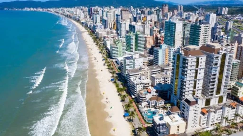 Itapema é destaque nacional na criação de empregos em 2022