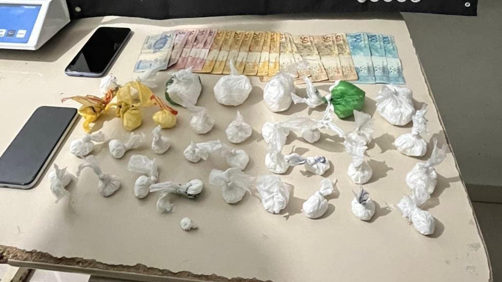 Polícia prende suspeitos por tráfico de drogas em Tijucas