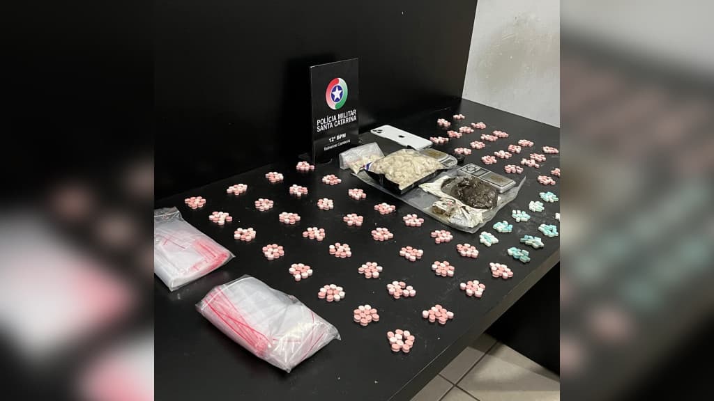 Operação policial desarticula esquema de tráfico em Balneário Camboriú