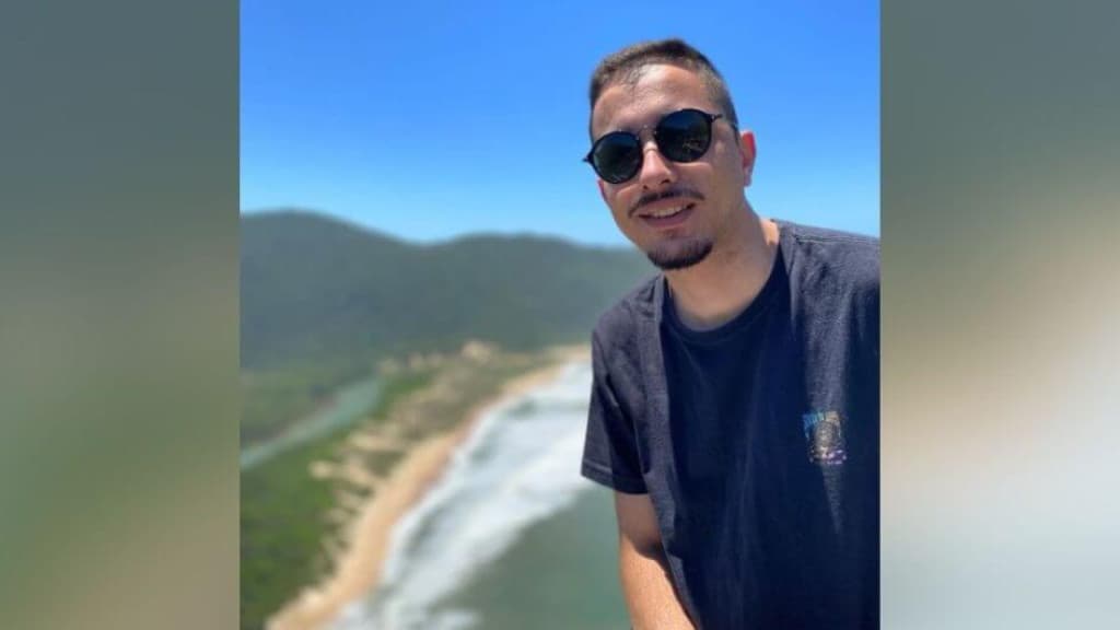 Identificado jovem que morreu após acidente entre carro e ônibus na SC-421