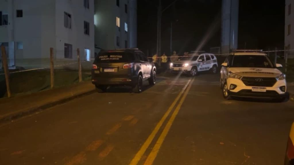 Prédio é esvaziado por suspeita de bomba em Blumenau