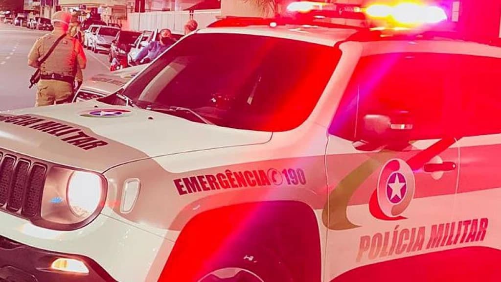 Homem é morto a tiros em Santa Catarina; assassino fugiu numa moto