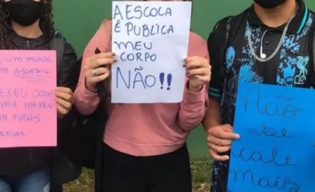 Iniciativa do governo pretende combater assédio dentro de escolas