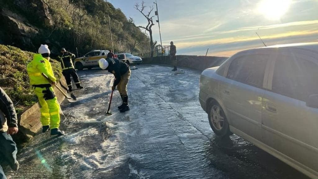 Defesa Civil alerta para frio extremo, pistas congeladas e chuva de gelo em SC
