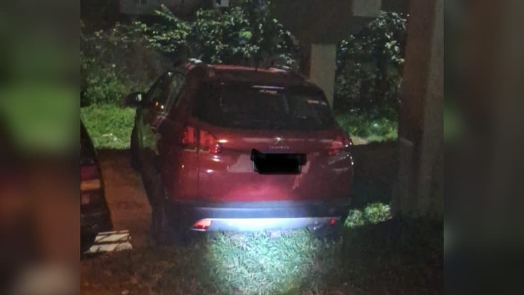 Criminosos armados roubam carro em Itapema e abandonam veículo após perseguição