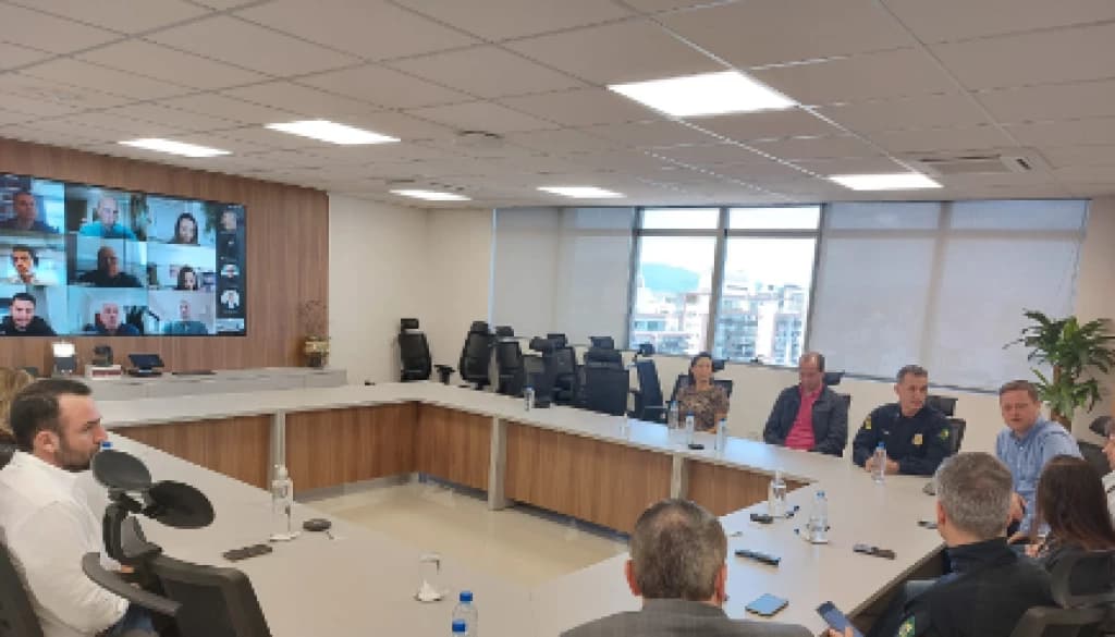 Gabinete de crises do MP se reúne para discutir ações da PM e PRF nos protestos de SC