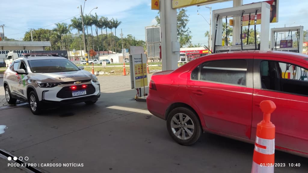 Funcionário “some” com veículo de empresa de Itapema e acaba preso
