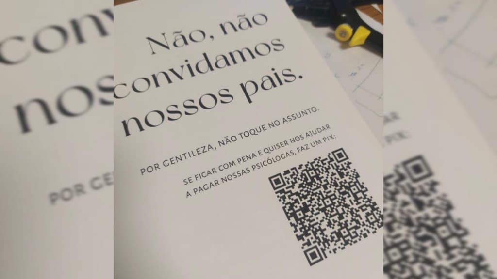 Noiva não convida pais para casamento, expõe no convite e viraliza na internet