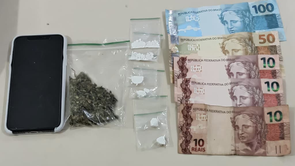 Adolescente de 15 anos é detido vendendo drogas em Itapema