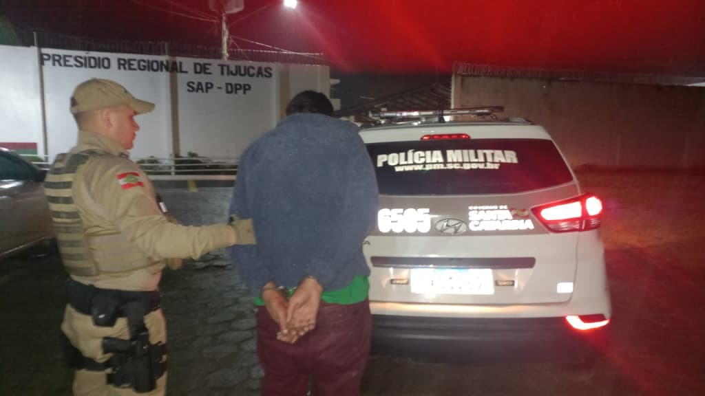“Banana” é preso por roubo e furto em Tijucas