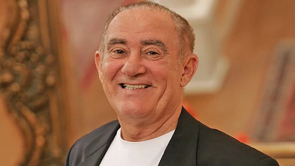 Renato Aragão é internado às pressas após sofrer um AIT