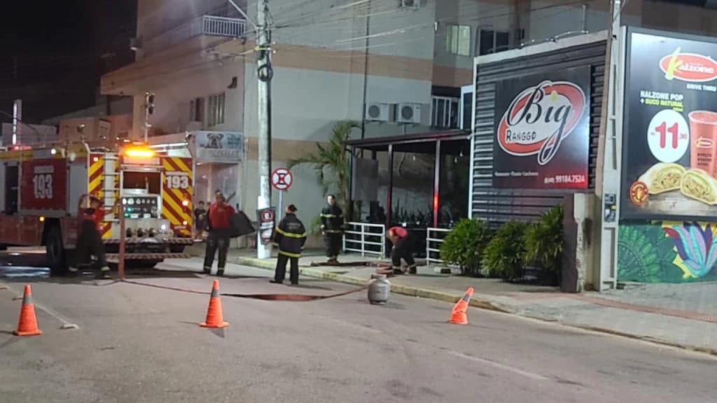 Bombeiros combatem princípio de incêndio em Tijucas