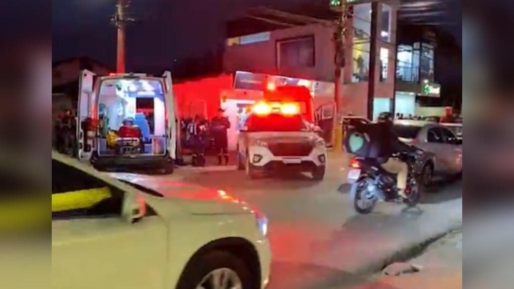 Homem é esfaqueado no pescoço e morre após briga de trânsito, em Palhoça