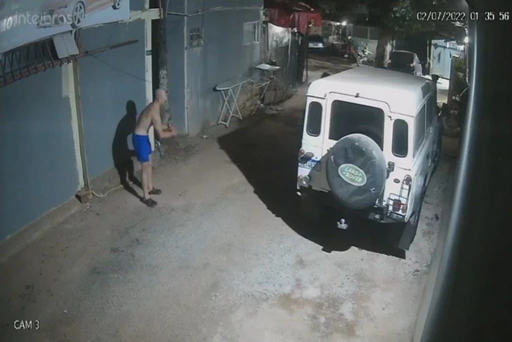 Policial tem mão decepada ao defender mulher de agressor