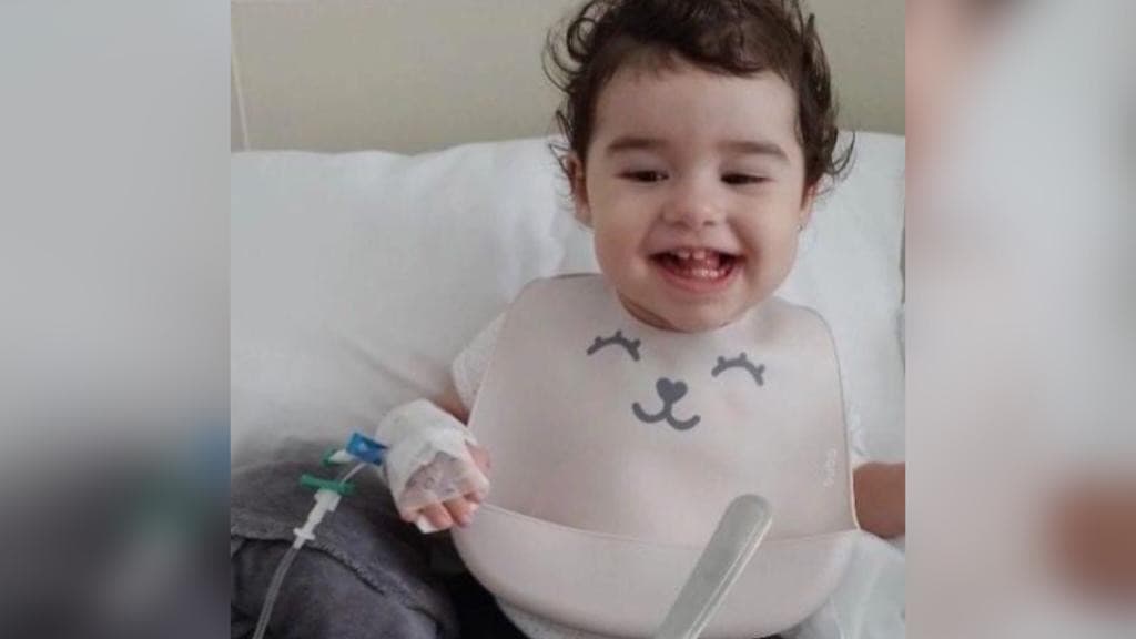 Família pede ajuda para custear tratamento de filha com paralisia cerebral