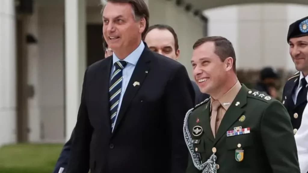PF aceita delação premiada de Mauro Cid ex-ajudante de ordens de Bolsonaro