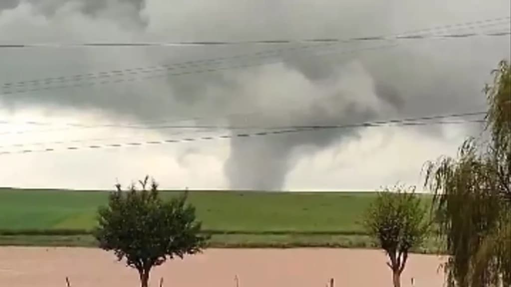 Tornado assusta moradores e destrói residências no Rio Grande do Sul