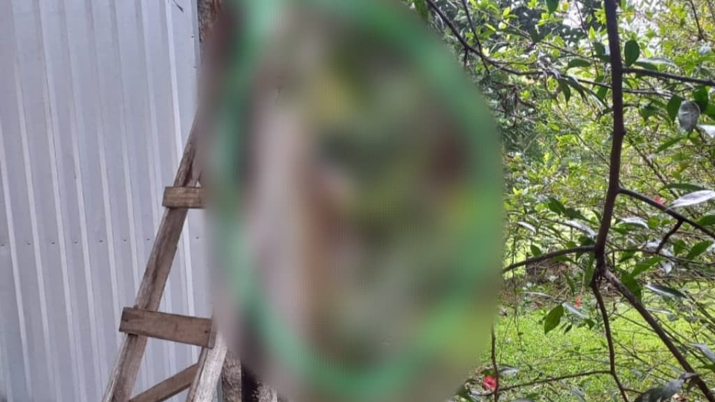 Homem é encontrado morto em janela de borracharia