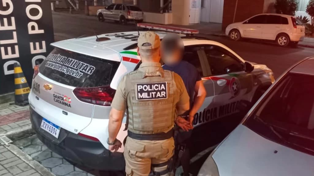 Personal trainer de Tijucas é preso por tráfico mais uma vez