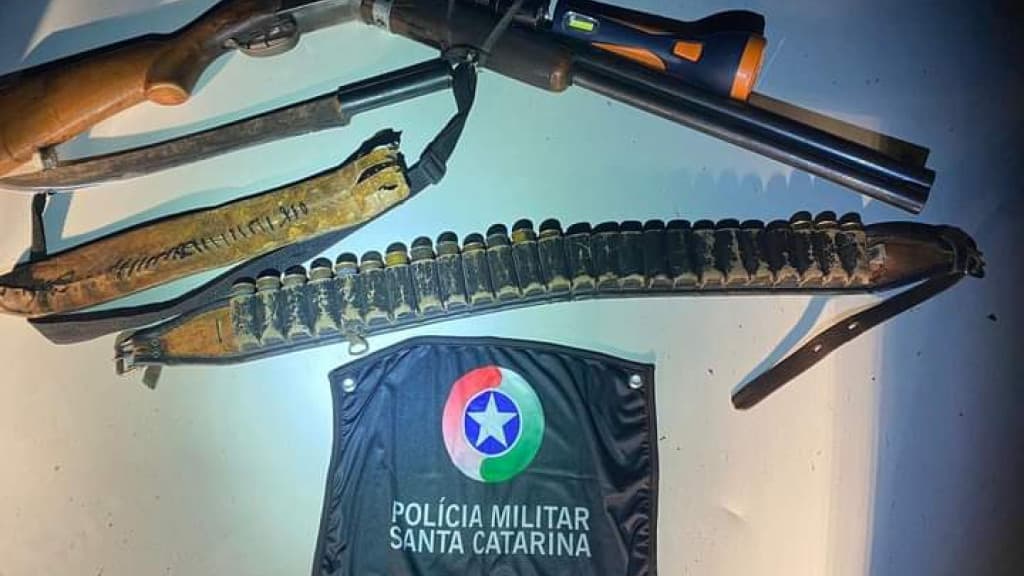 Homem é preso por caça ilegal em área rural de Santa Catarina