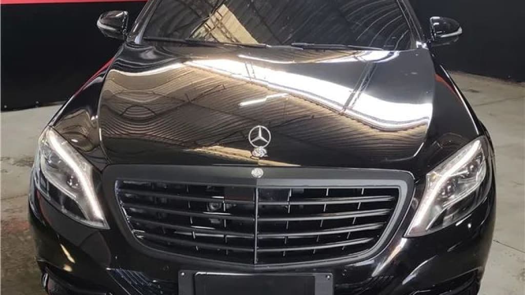 Veículo de luxo avaliado em R$ 500 mil é roubado em Itapema