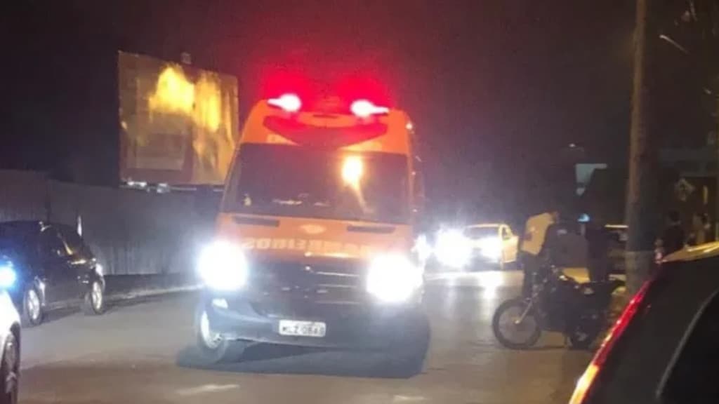 Acidente em São João Batista deixa motociclista ferido