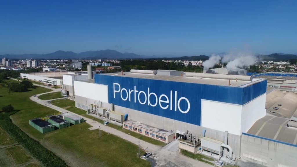 Portobello anuncia vagas de emprego em Tijucas