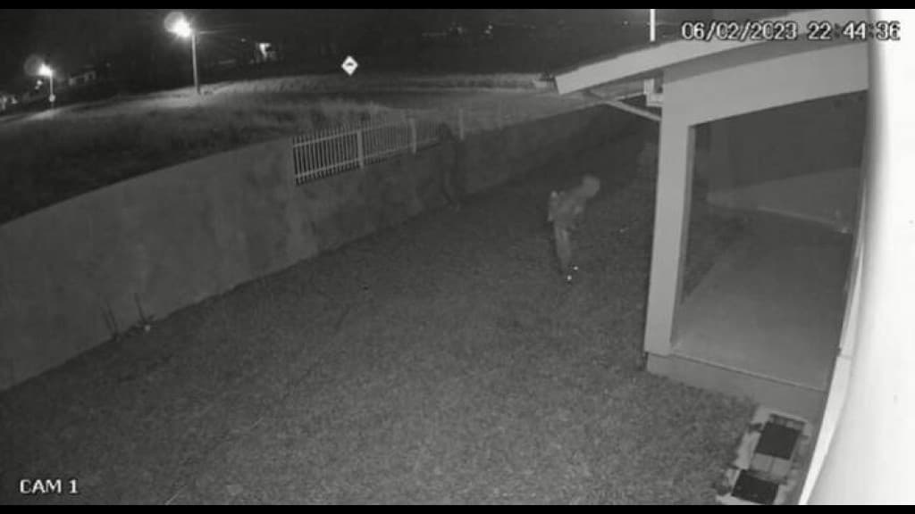 Criminosos invadem paróquia de SC e furtam até cuecas de padre