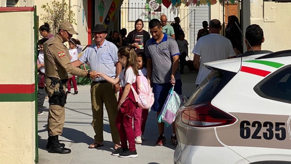 Escola Segura: unidades estaduais começam a receber segurança de policiais da reserva