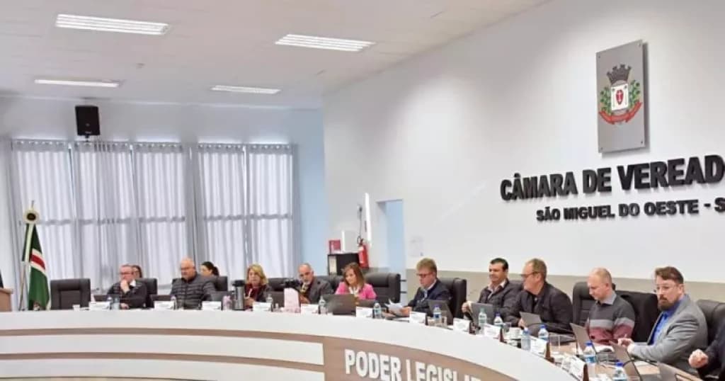 Vereadores aprovam projeto que cria aluguel de túmulos em cidade de SC