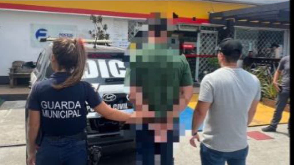 Ex-estagiário da prefeitura de Itajaí é preso por desvio de R$ 400 mil em combustível
