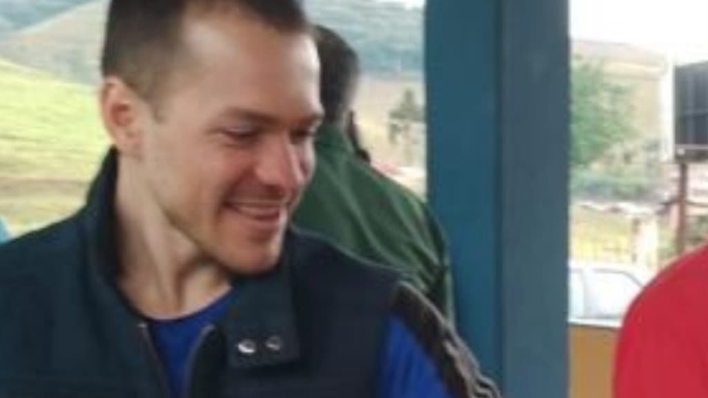 Homem se desfaz dos pertences em São João Batista e desaparece