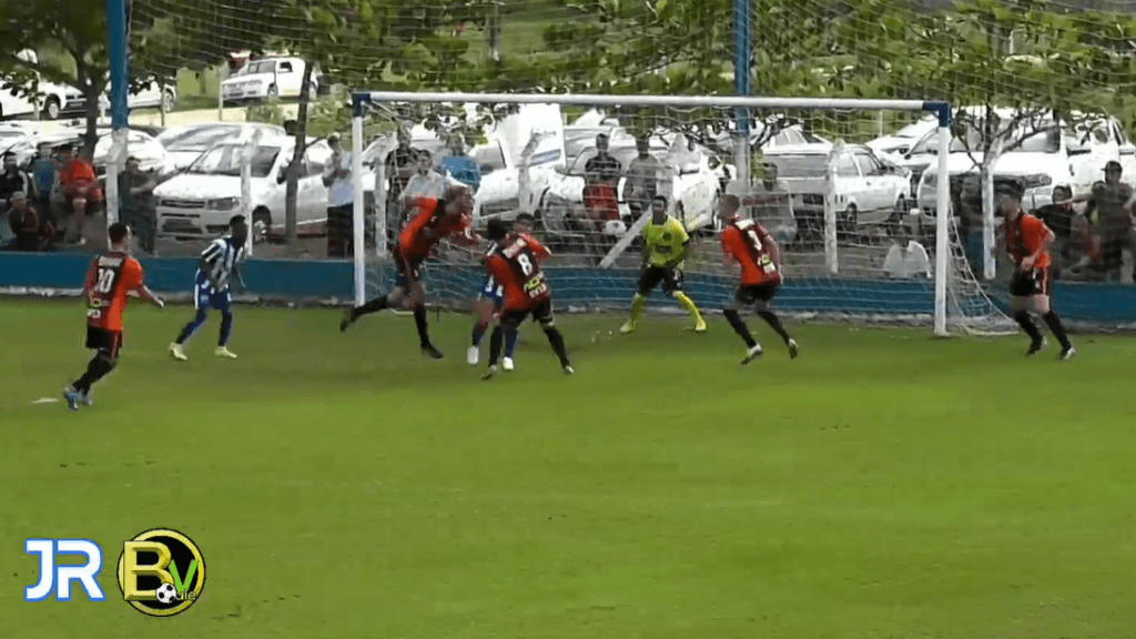 Gol contra do AV 13 garante vitória do União, em Tijucas