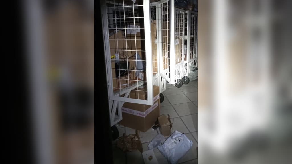 Agência dos Correios em Porto Belo é alvo de arrombamento e furto