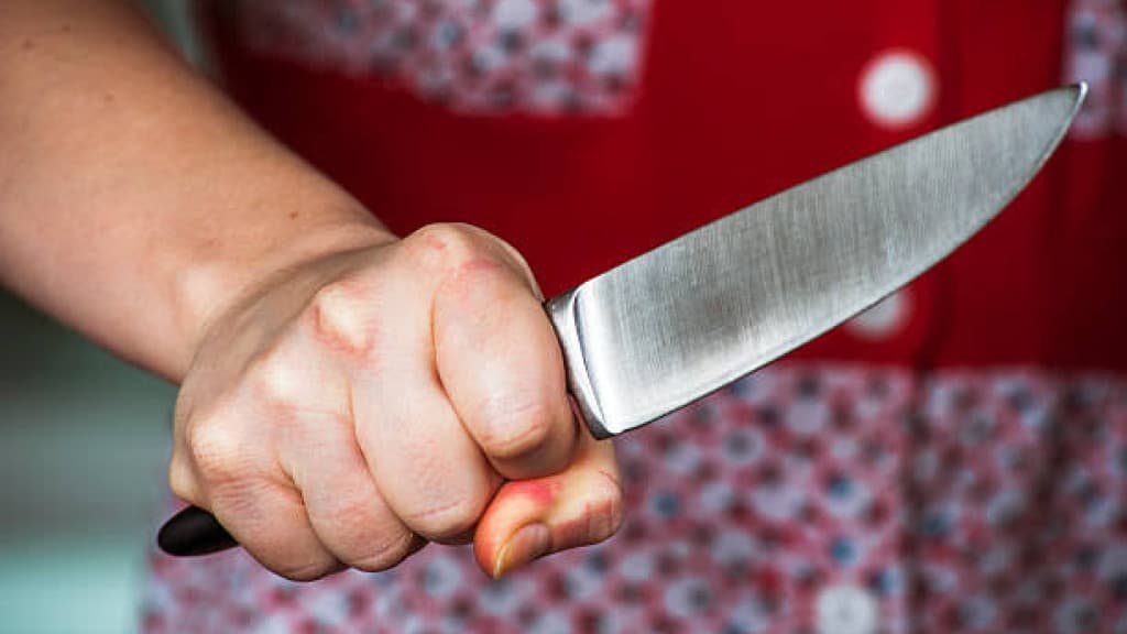 Cansada de apanhar, mulher reage e mata marido a facadas, em Florianópolis