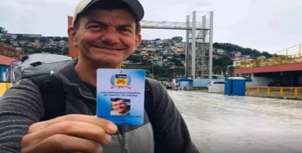 Em situação de rua, venezuelano é aprovado em universidade de SC