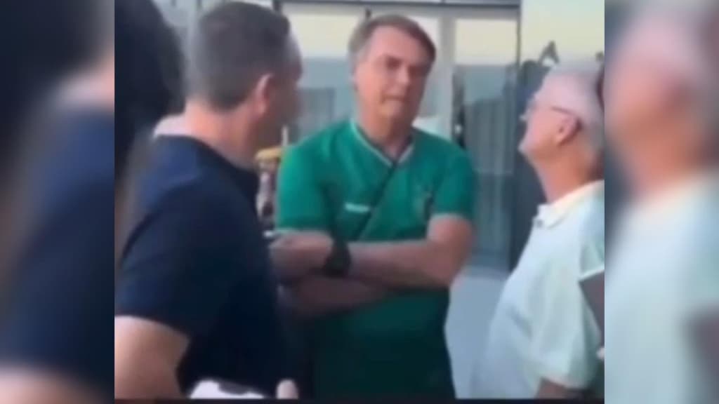 Bolsonaro diz que nordestinos vem para SC votar na esquerda e é acusado de xenofobia: “fica lá, pô”