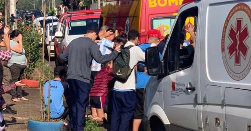 Adolescente morre após ser atropelado a caminho da escola
