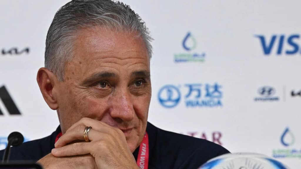 Tite anuncia saída da Seleção Brasileira após a eliminação na Copa do Mundo