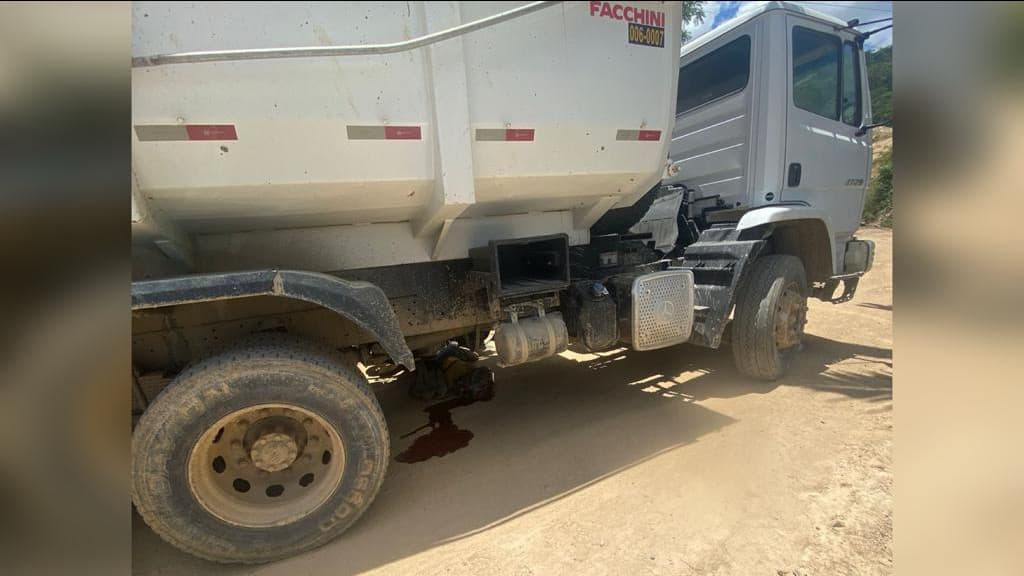 Motociclista morre após colidir com caminhão  em Tijucas