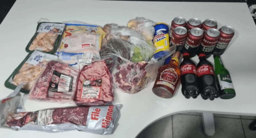 Homem é preso após furtar picanha e cervejinha em supermercado