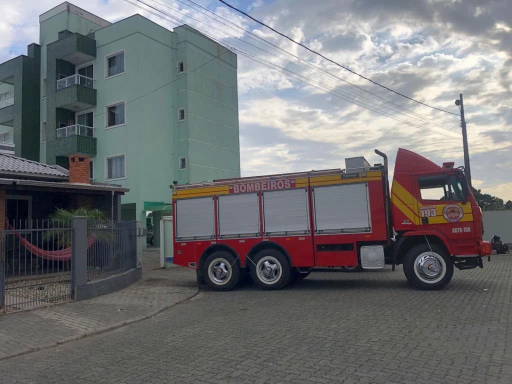 URGENTE: Corpo é encontrado carbonizado em apartamento de Tijucas