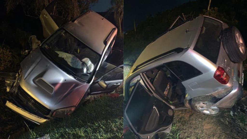 Acidente de trânsito em Bombinhas deixa três homens feridos e carro destruído